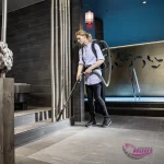 تمیز کردن سالن با جاروبرقی مدل BVL5/1
