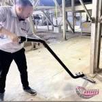 استفاده از جاروبرقی صنعتی مدل AVC75220TL برای تمیز کردن خاک